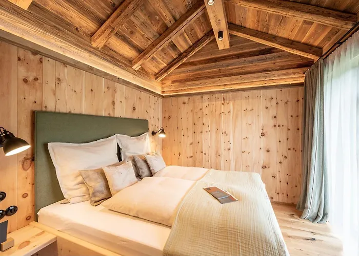 Bergchalets Taufsteinhuette